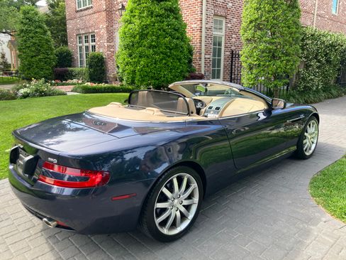 Used 2007 Aston Martin DB9 Volante image 8