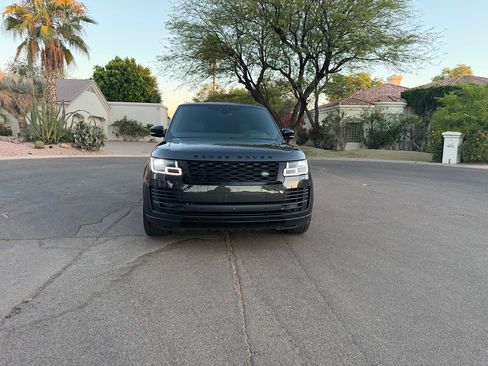 Used 2018 Land Rover Range Rover Supercharged AWD/4WD image 9