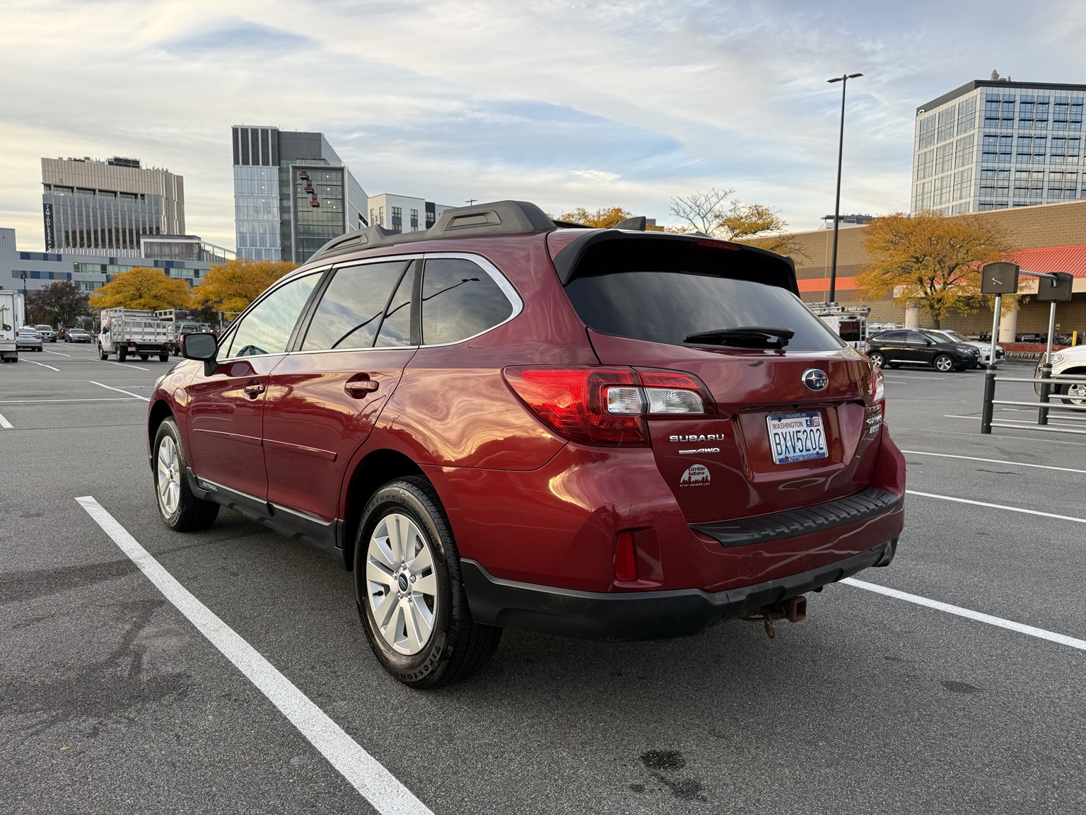 Used 2017 Subaru Outback 2.5i Premium AWD/4WD image 4