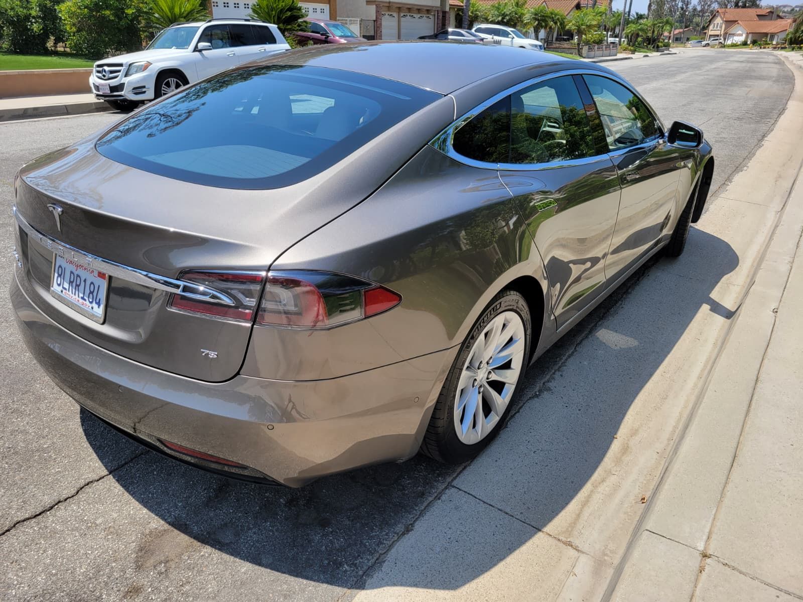 Used 2016 Tesla Model S 75 RWD image 9