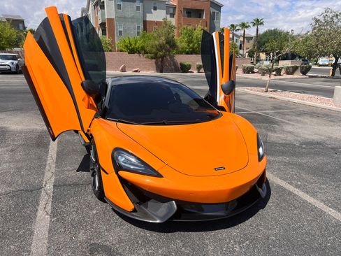 Used 2016 McLaren 570S Coupe image 21