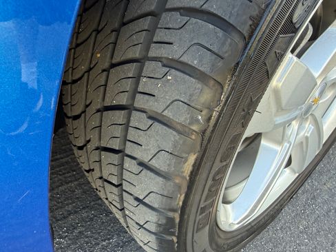 Used 2017 Chevrolet Volt LT w/ Comfort Package image 27