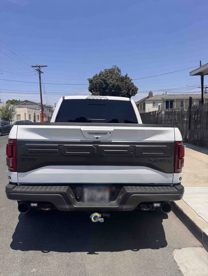 Used 2018 Ford F150 Raptor w/ Equipment Group 802A Luxury AWD/4WD image 1