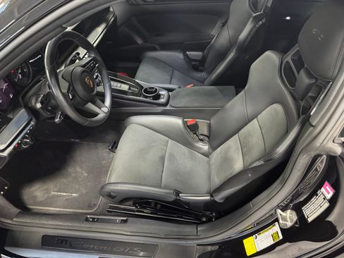 Used 2022 Porsche 911 Carrera GTS image 5