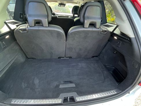 Used 2018 Volvo XC90 T5 Momentum w/ Convenience Package image 14