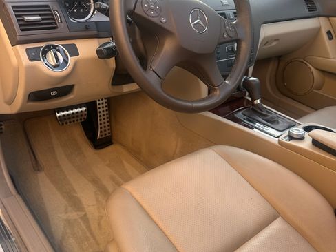 Used 2011 Mercedes-Benz C 300 Sedan image 12