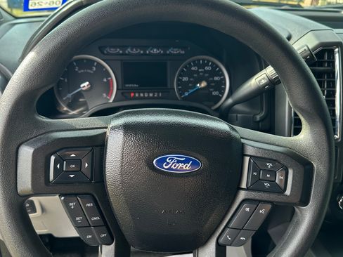 Used 2017 Ford F250 XLT w/ XLT Premium Package image 28