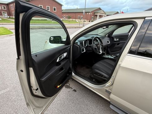 Used 2016 Chevrolet Equinox LT w/ Convenience Package FWD image 21