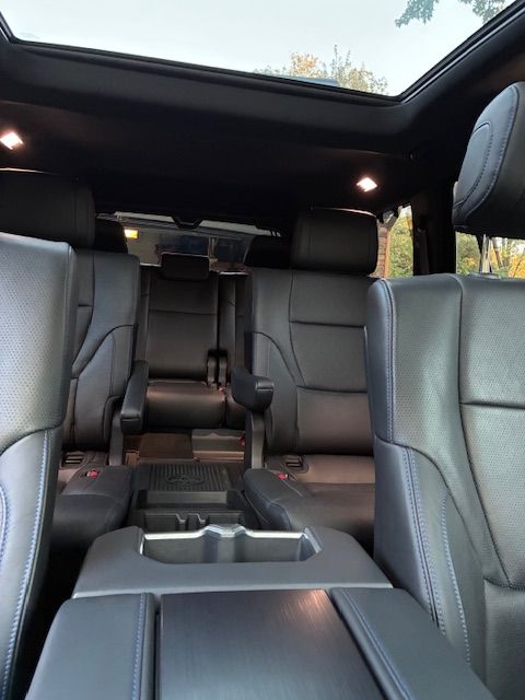 Used 2023 Toyota Sequoia Platinum AWD/4WD image 17