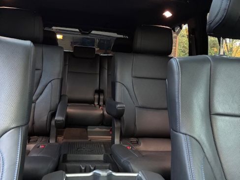 Used 2023 Toyota Sequoia Platinum image 17