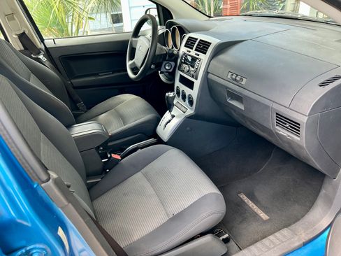 Used 2009 Dodge Caliber SXT image 12