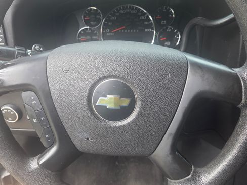 Used 2014 Chevrolet Express 1500 LT w/ LT Preferred Equipment Group image 12