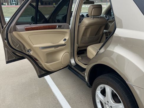 Used 2008 Mercedes-Benz ML 350 4MATIC image 13