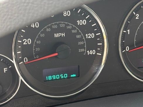 Used 2007 Jeep Grand Cherokee Laredo image 11