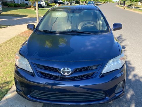 Used 2011 Toyota Corolla LE FWD image 12