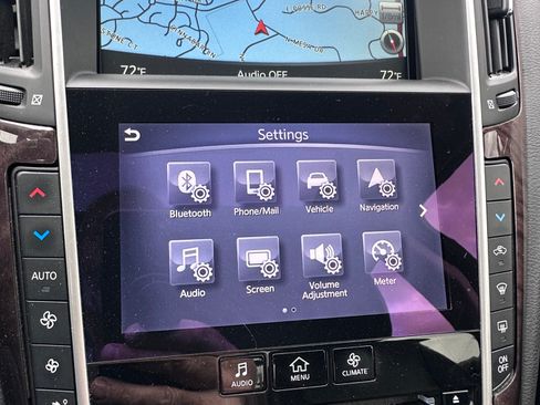 Used 2015 INFINITI Q50 Premium w/ Deluxe Touring Package image 24