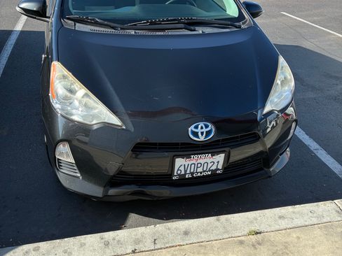 Used 2012 Toyota Prius C Three FWD image 2