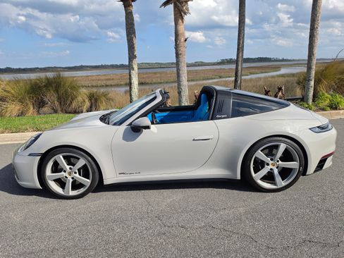 Used 2024 Porsche 911 Targa 4S image 16