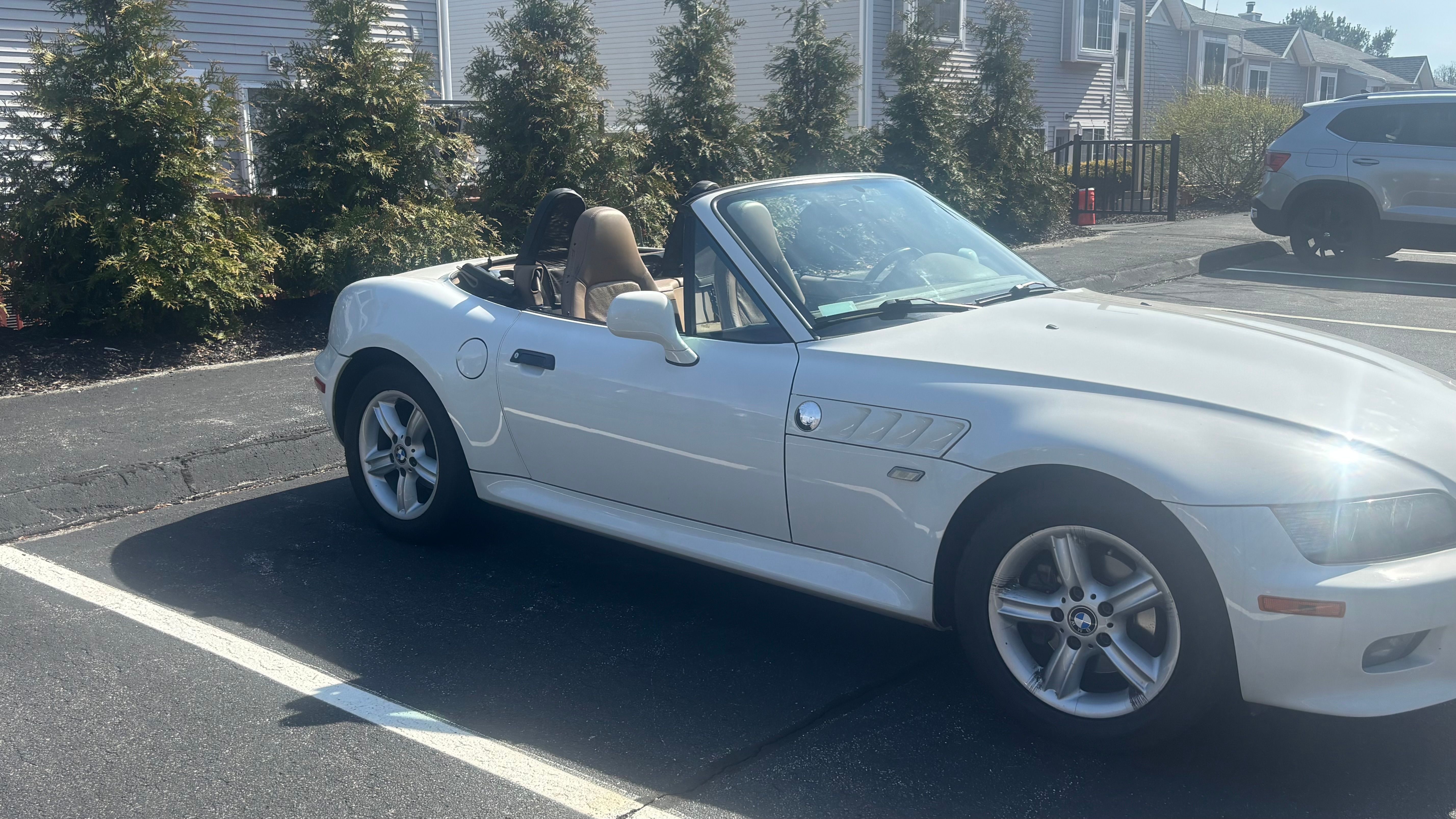 Used 2001 BMW Z3 2.5i RWD image 2