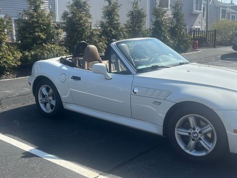 Used 2001 BMW Z3 2.5i image 2