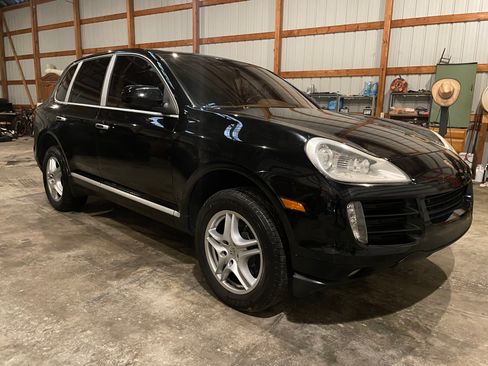 Used 2009 Porsche Cayenne image 1