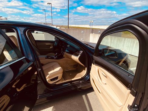 Used 2013 BMW 528i Sedan RWD image 13