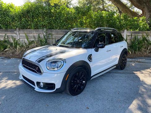 Used 2017 MINI Cooper Countryman S image 1