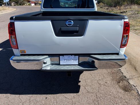 Used 2015 Nissan Frontier S w/ S Preferred Package image 5