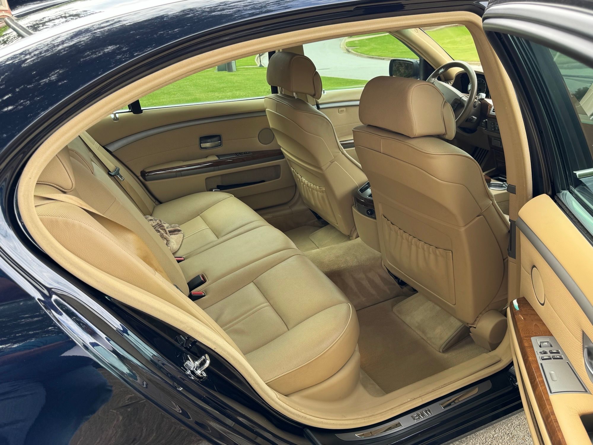 Used 2004 BMW 745Li RWD image 15