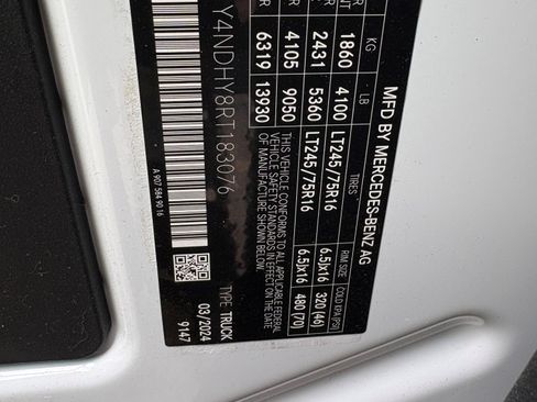 Used 2024 Mercedes-Benz Sprinter 2500 image 18