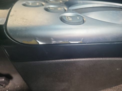 Used 2004 Chevrolet SSR w/ Preferred Equipment Group image 16