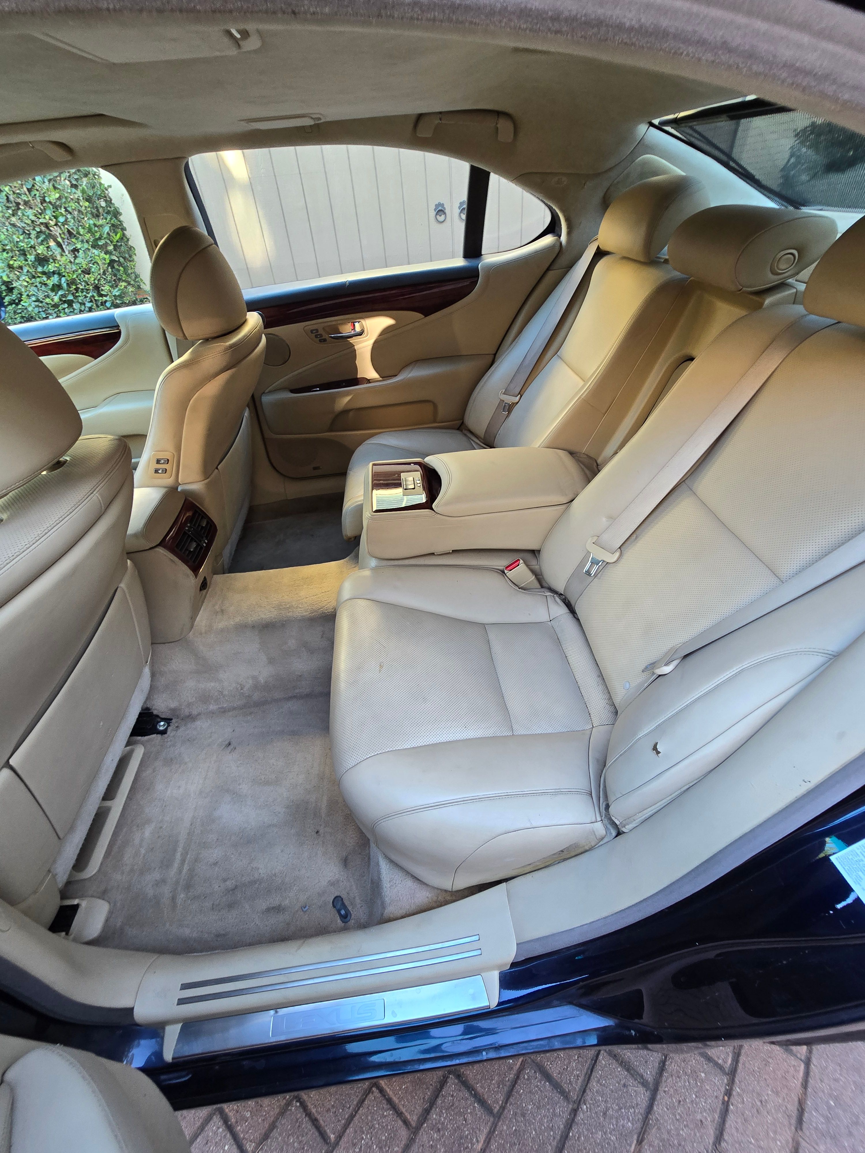 Used 2007 Lexus LS 460 L RWD image 11