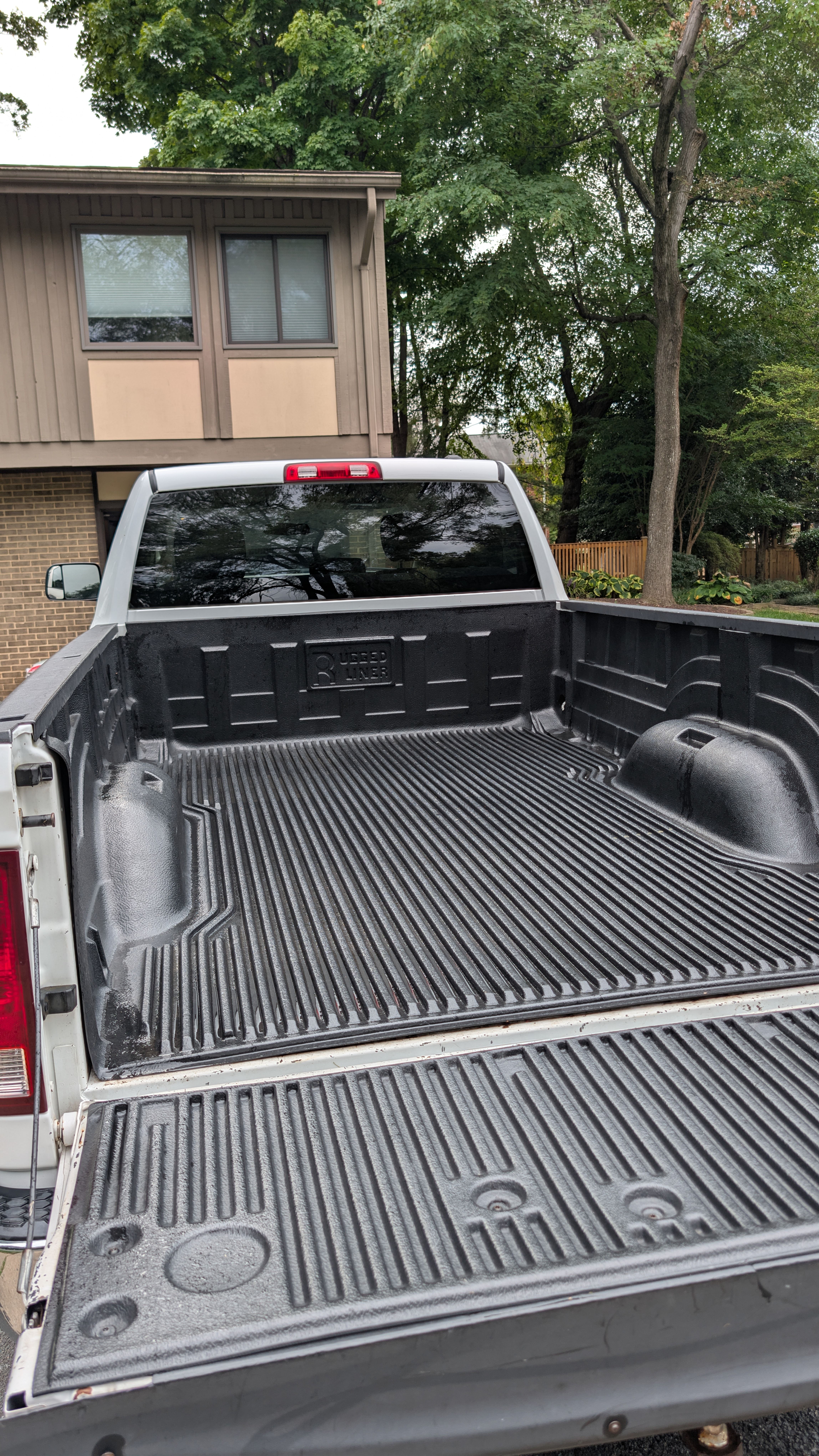 Used 2011 RAM 2500 ST w/ ST Popular Equipment Group AWD/4WD image 4