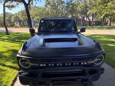 Used 2021 Ford Bronco 4-Door w/ Sasquatch Package AWD/4WD image 2
