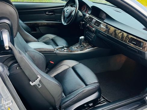 Used 2008 BMW 335i Convertible image 18