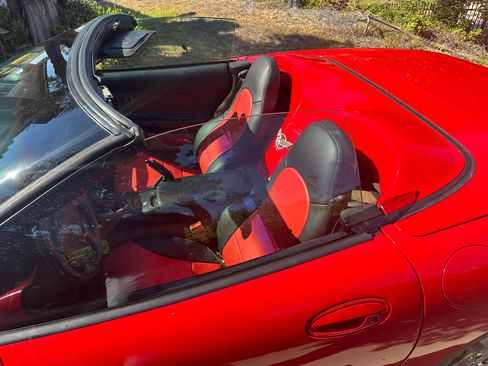 Used 2003 Chevrolet Corvette Convertible w/ Preferred Equipment Group1 image 30