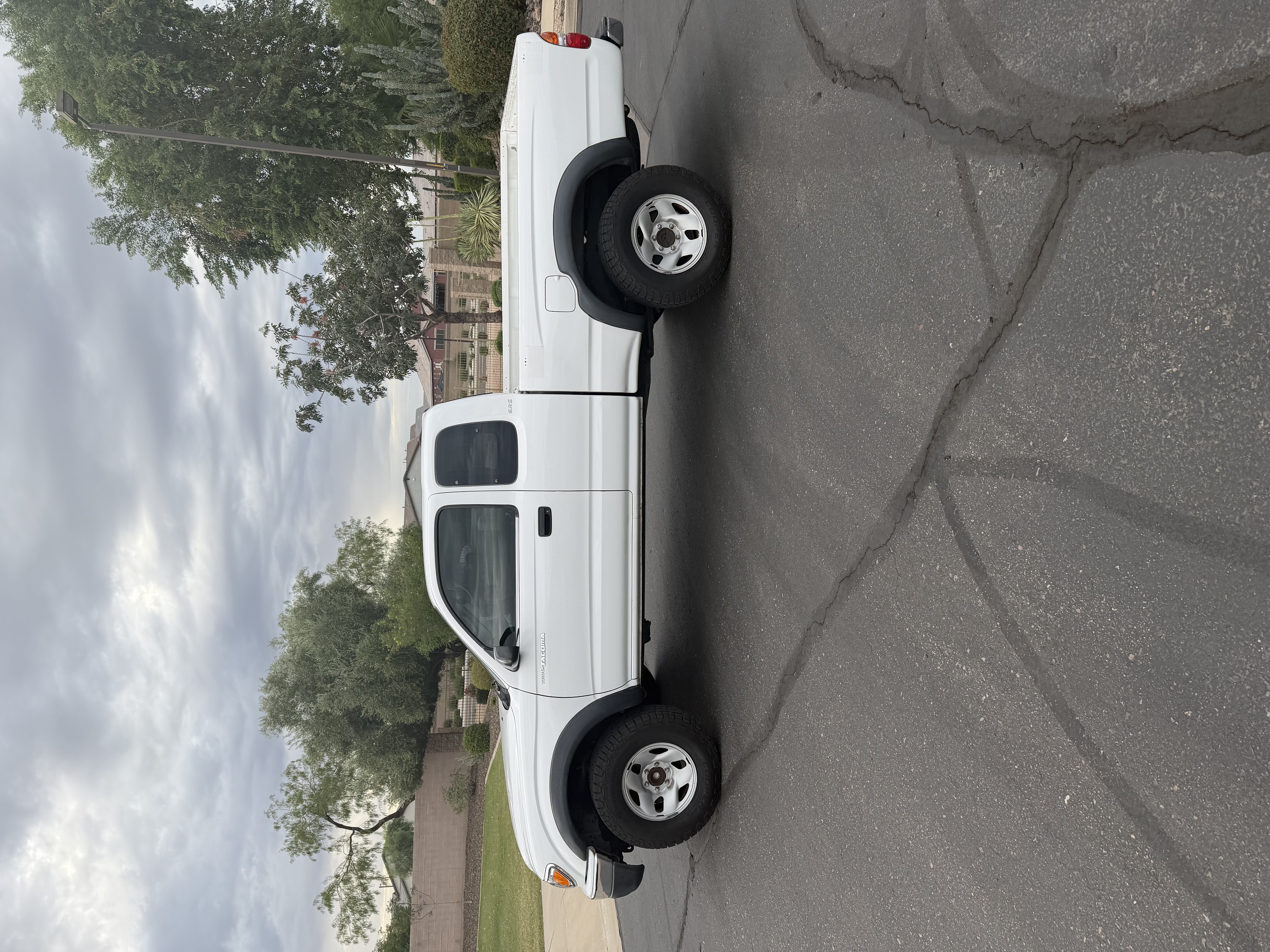 Used 2004 Toyota Tacoma PreRunner w/ SR5 Pkg RWD image 1