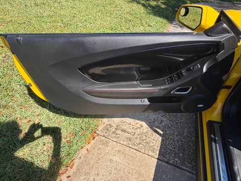 Used 2013 Chevrolet Camaro ZL1 image 21