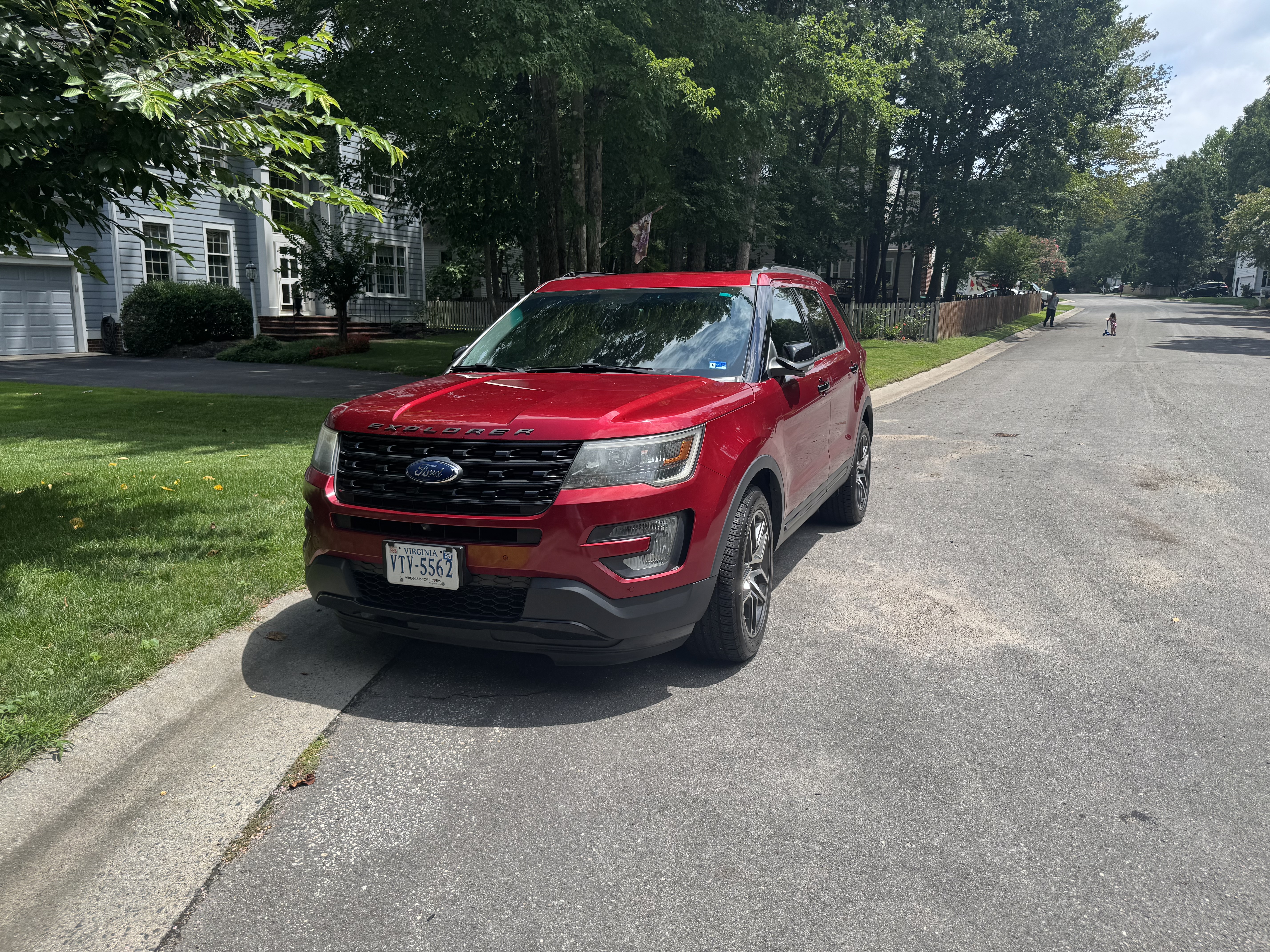 Used 2016 Ford Explorer Sport w/ Equipment Group 401A AWD/4WD image 1