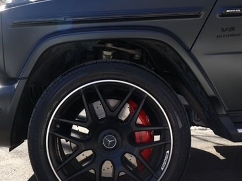 Used 2024 Mercedes-Benz G 63 AMG 4MATIC image 2