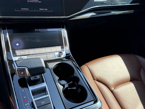 Used 2023 Audi Q7 3.0T Premium image 8