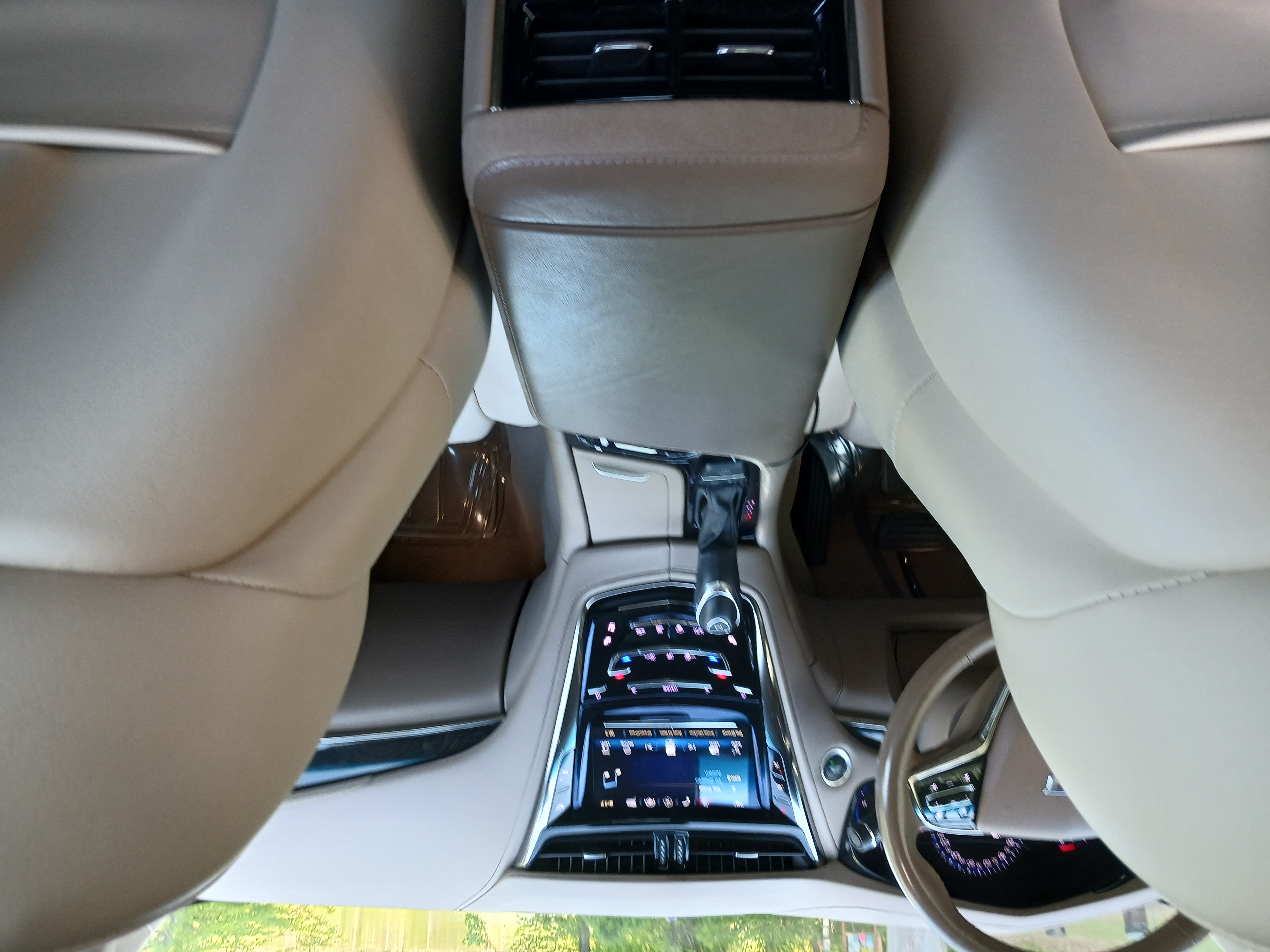 Used 2016 Cadillac CTS Luxury RWD image 10