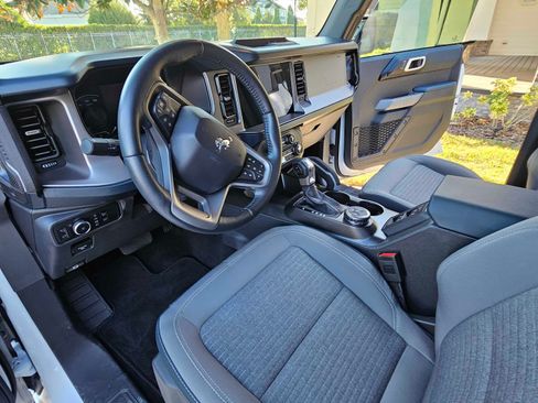 Used 2023 Ford Bronco Outer Banks image 13