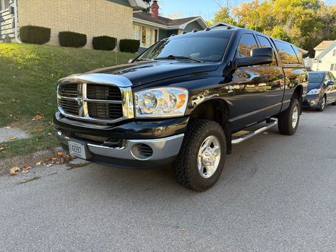 Used 2007 Dodge Ram 2500 Truck SLT w/ Trailer Tow Group AWD/4WD image 10