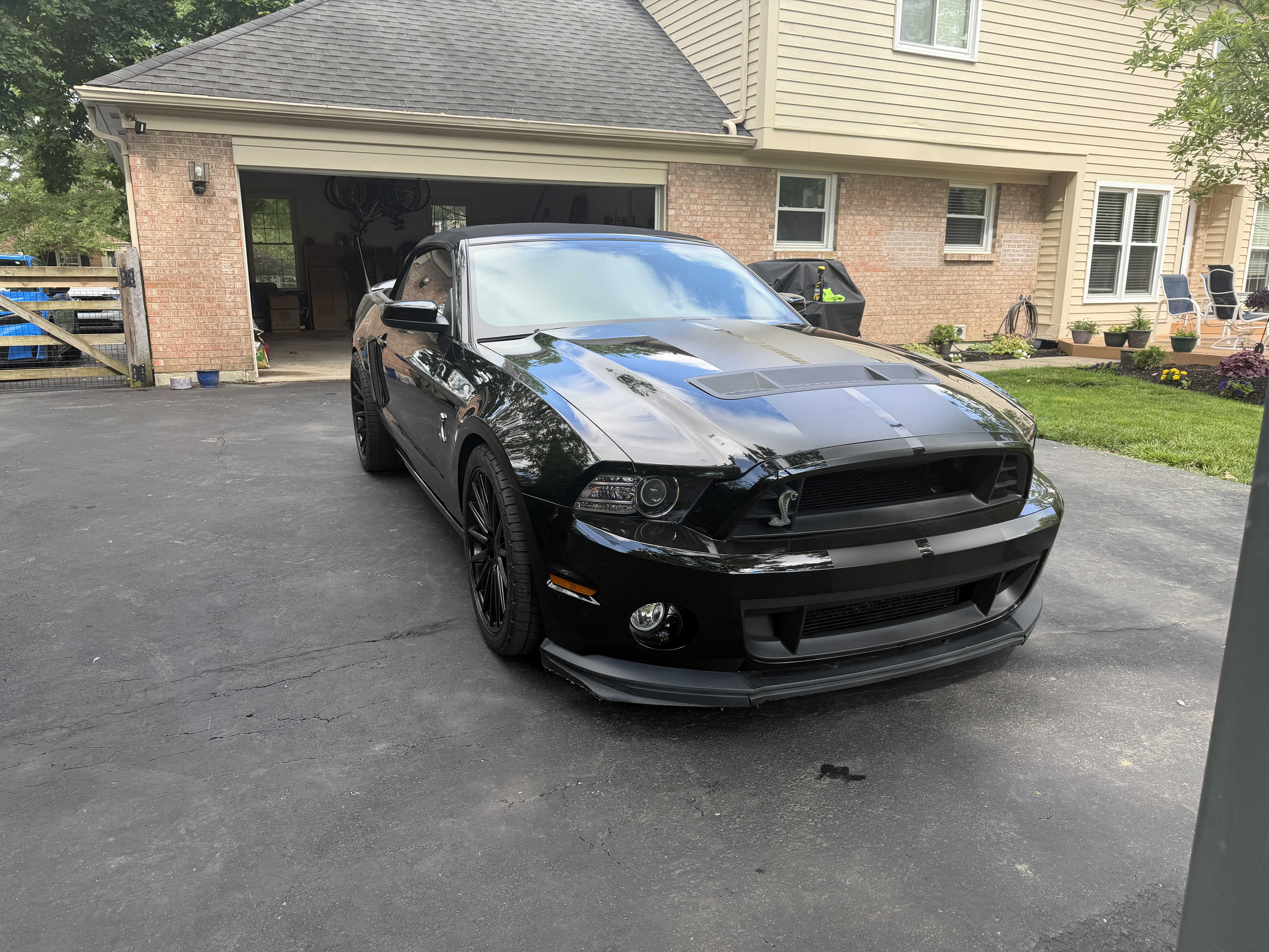 Used 2014 Ford Mustang Shelby GT500 w/ Equipment Group 821A RWD image 14