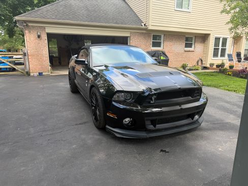 Used 2014 Ford Mustang Shelby GT500 w/ Equipment Group 821A RWD image 14