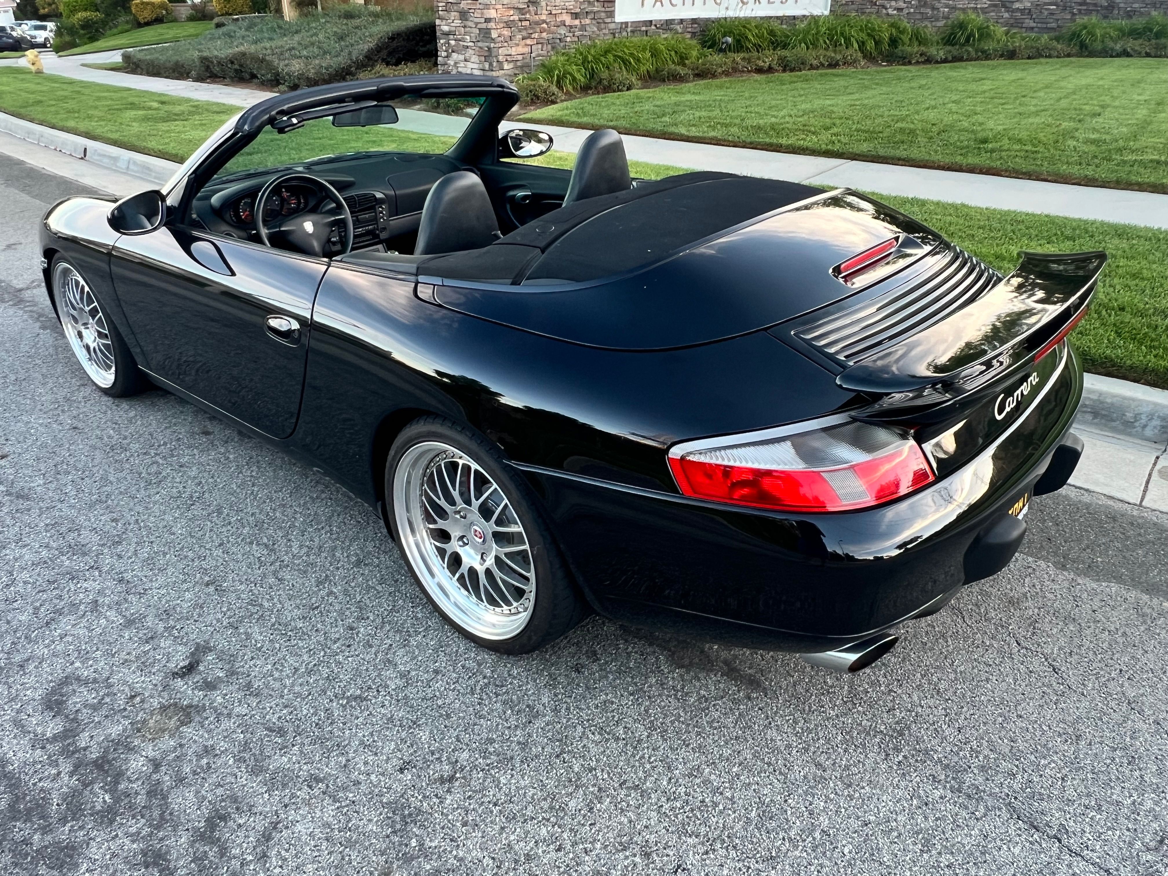 Used 1999 Porsche 911 Cabriolet image 2