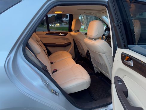 Used 2016 Mercedes-Benz GLE 300d 4MATIC image 12