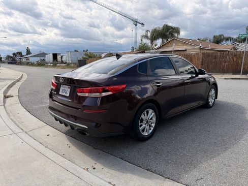 Used 2019 Kia Optima LX image 6