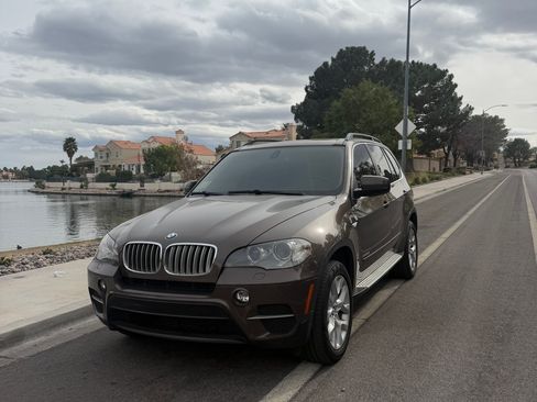 Used 2013 BMW X5 xDrive35i image 1